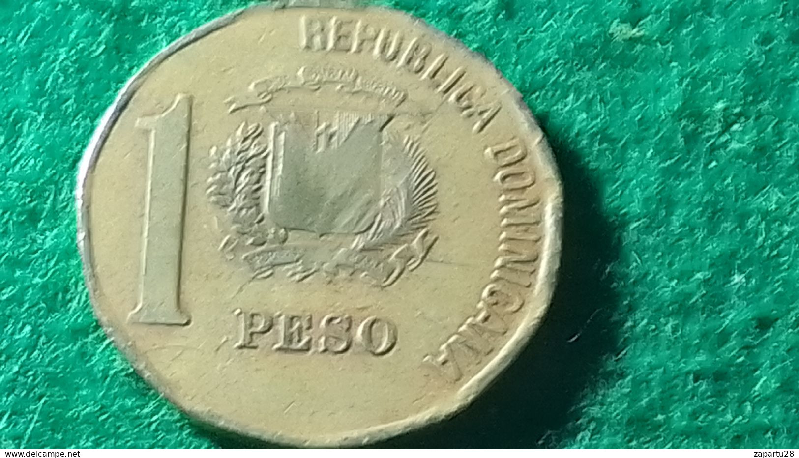 DOMİNİK--2002-      1 PESO - Dominicana