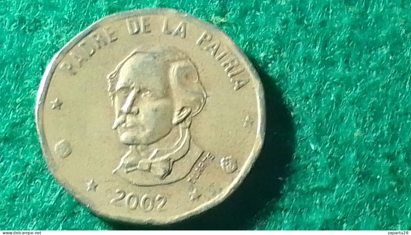 DOMİNİK--2002-      1 PESO - Dominicaine