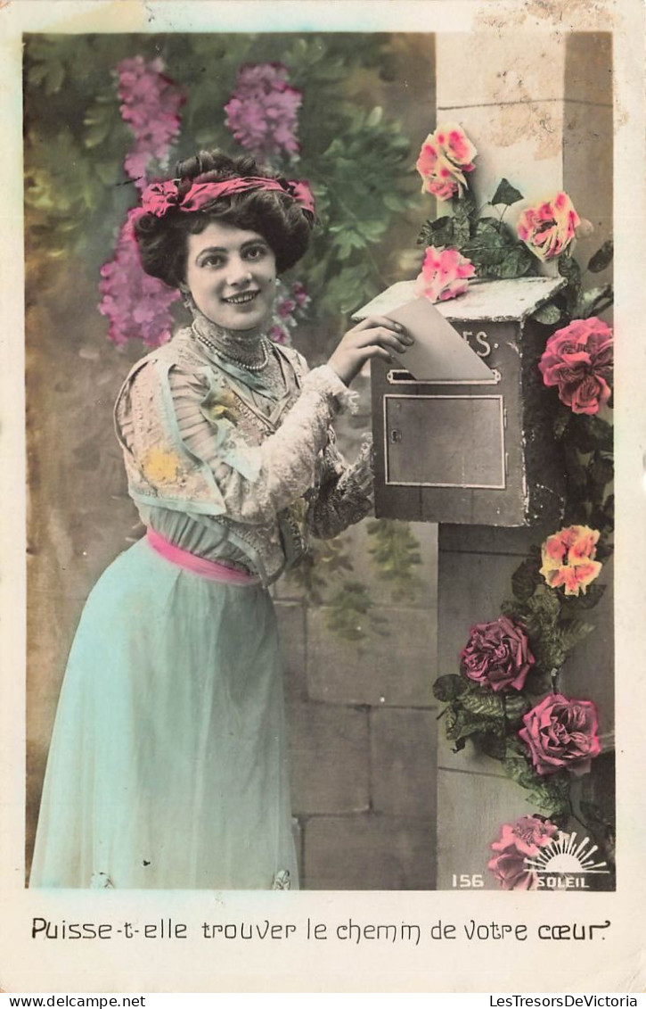 FANTAISIES - Femme - Seule - Puisse T Elle Trouver Le Chemin De Votre Cœur - Carte Postale Ancienne - Vrouwen