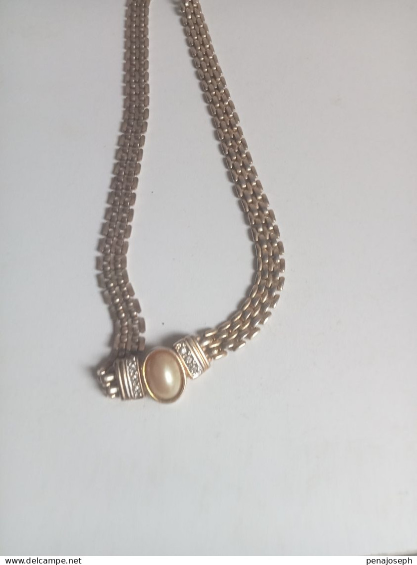 Collier Ancien Longueur 21 Cm Fermé - Collares/Cadenas