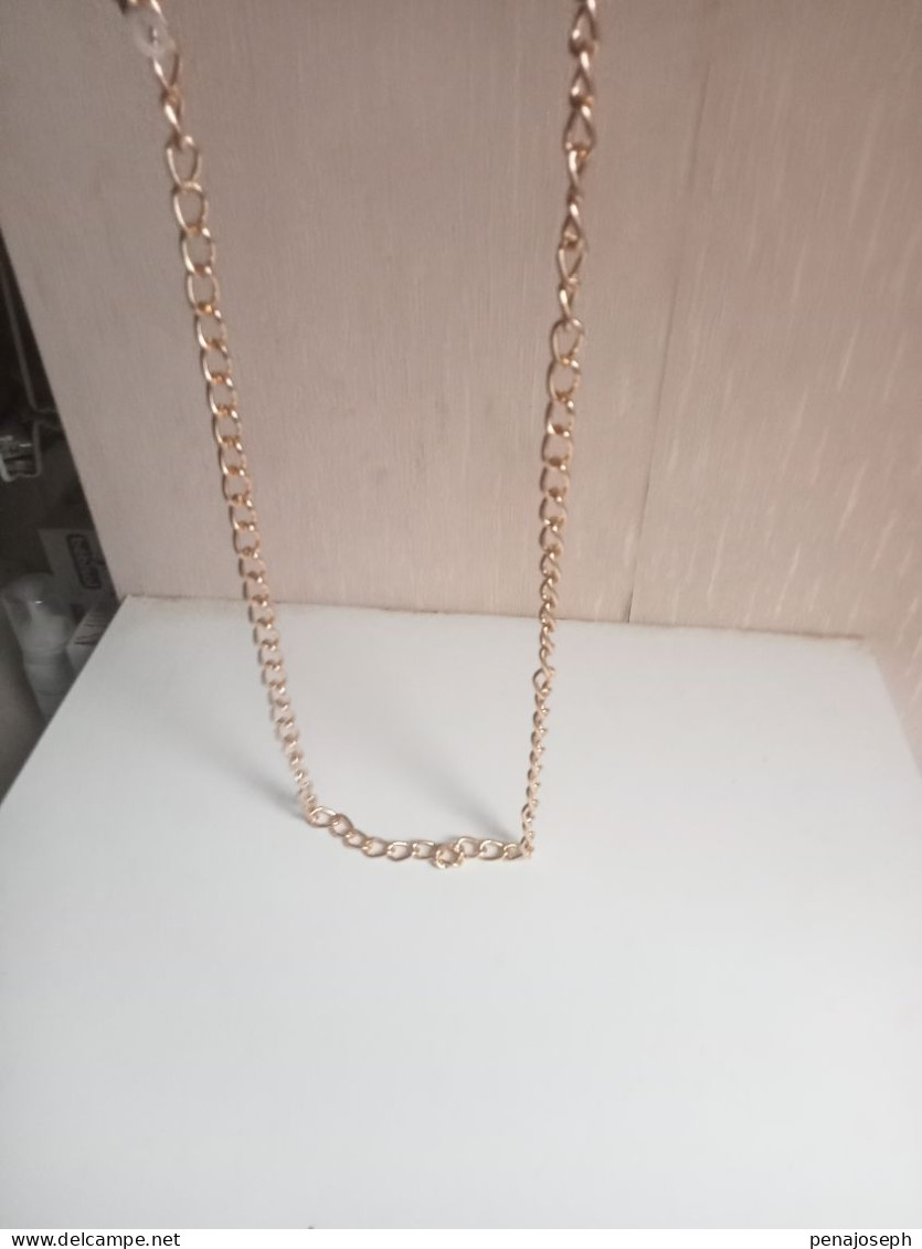 Collier Ancien Longueur 69 Cm Fermé - Necklaces/Chains