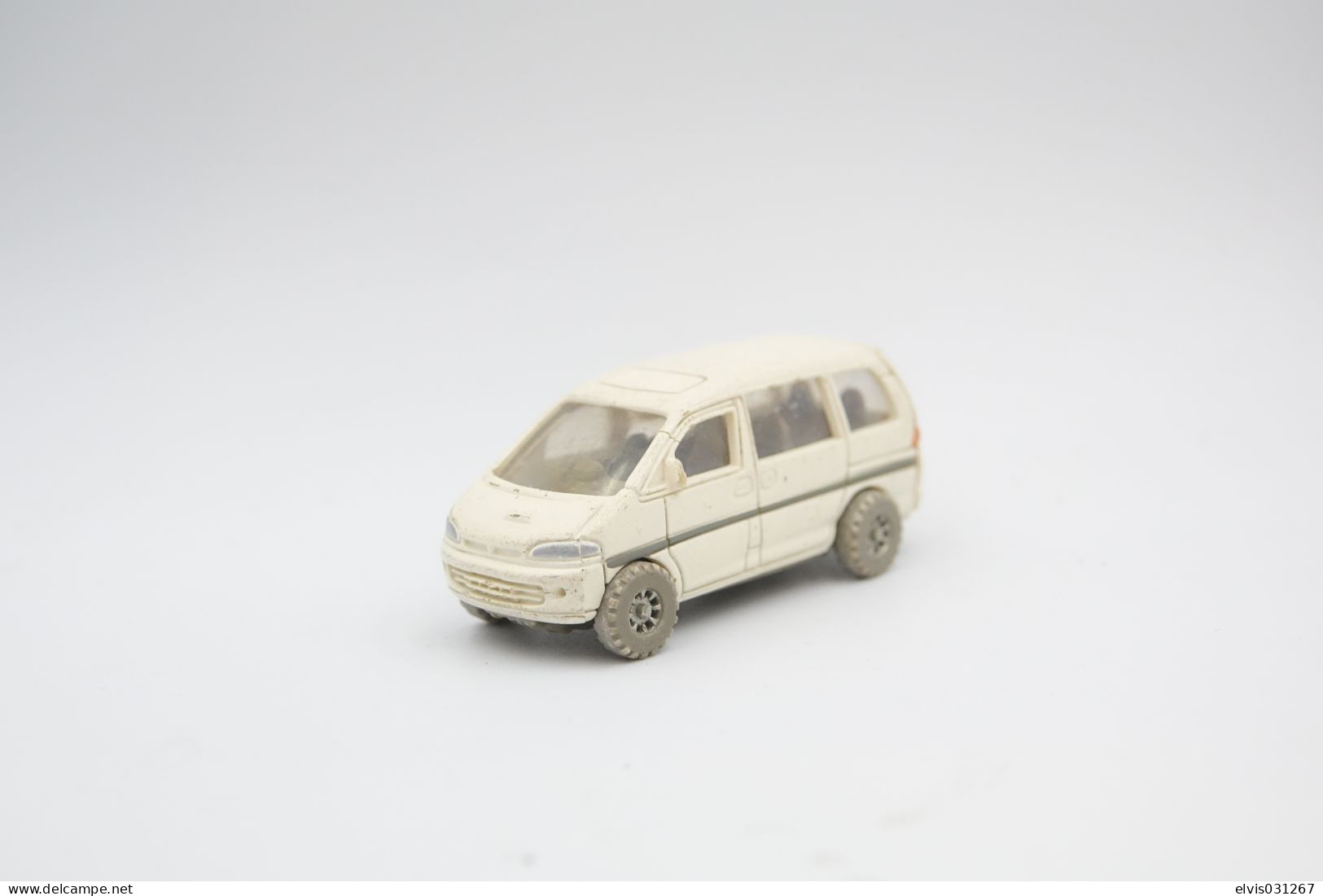 Kentoys Model, Mitsubishi Delica , 1999 (like Matchbox / Lesney ) - Matchbox