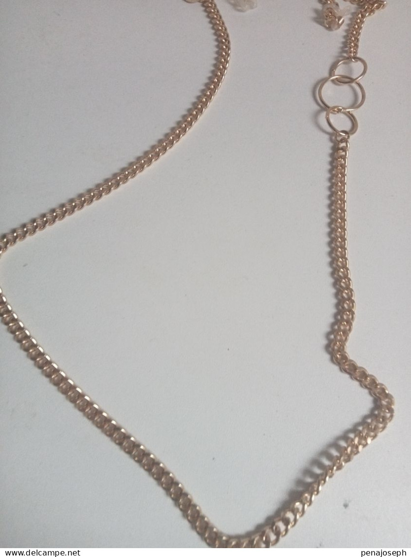 Collier Ancien Longueur 38 Cm Fermé - Halsketten