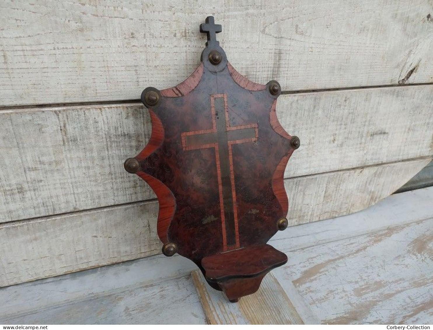 Ancien Bénitier Socle Crucifix Marqueterie Bois De Loupe - Art Religieux