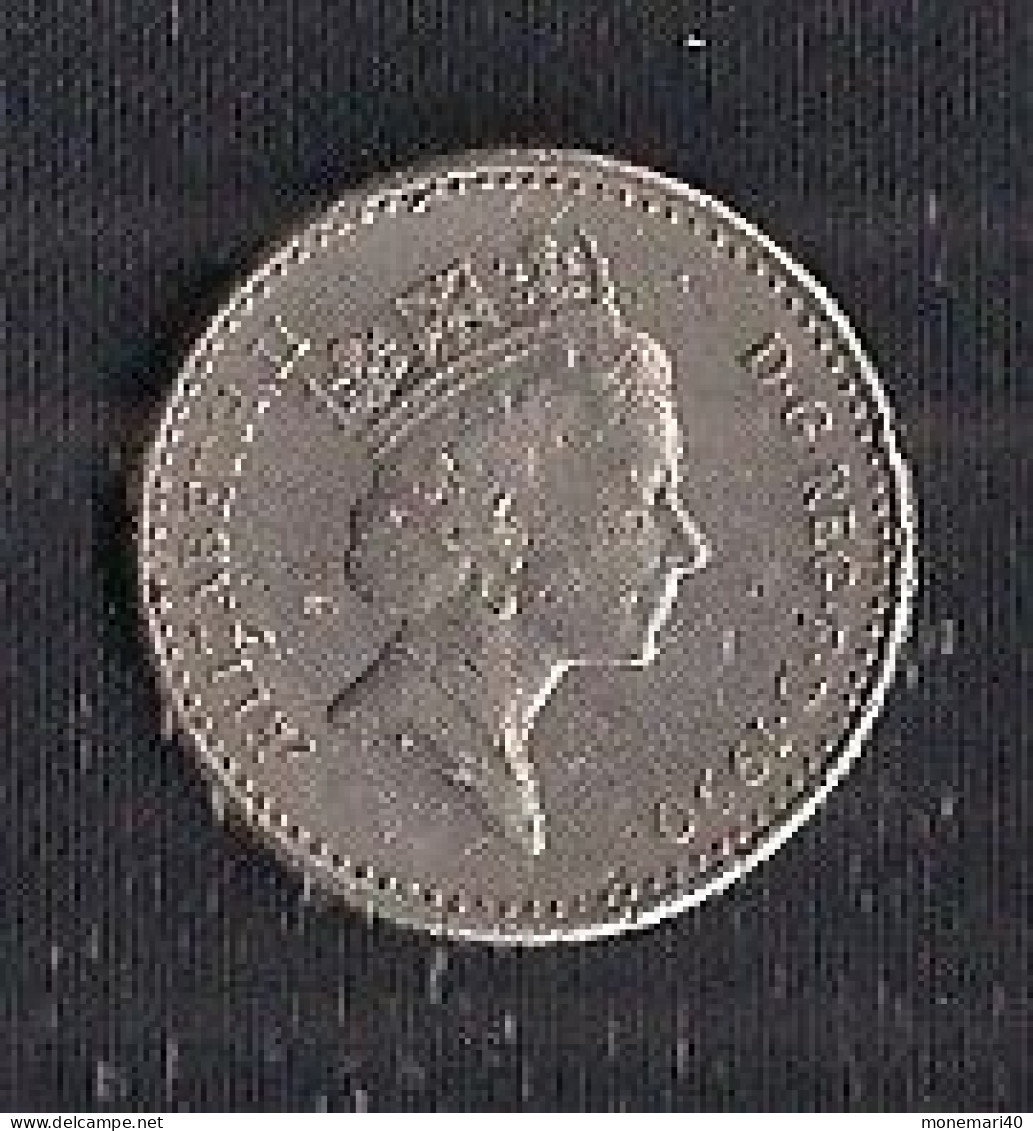 GRANDE-BRETAGNE - 5 PENCE - 1990. - 5 Pence & 5 New Pence