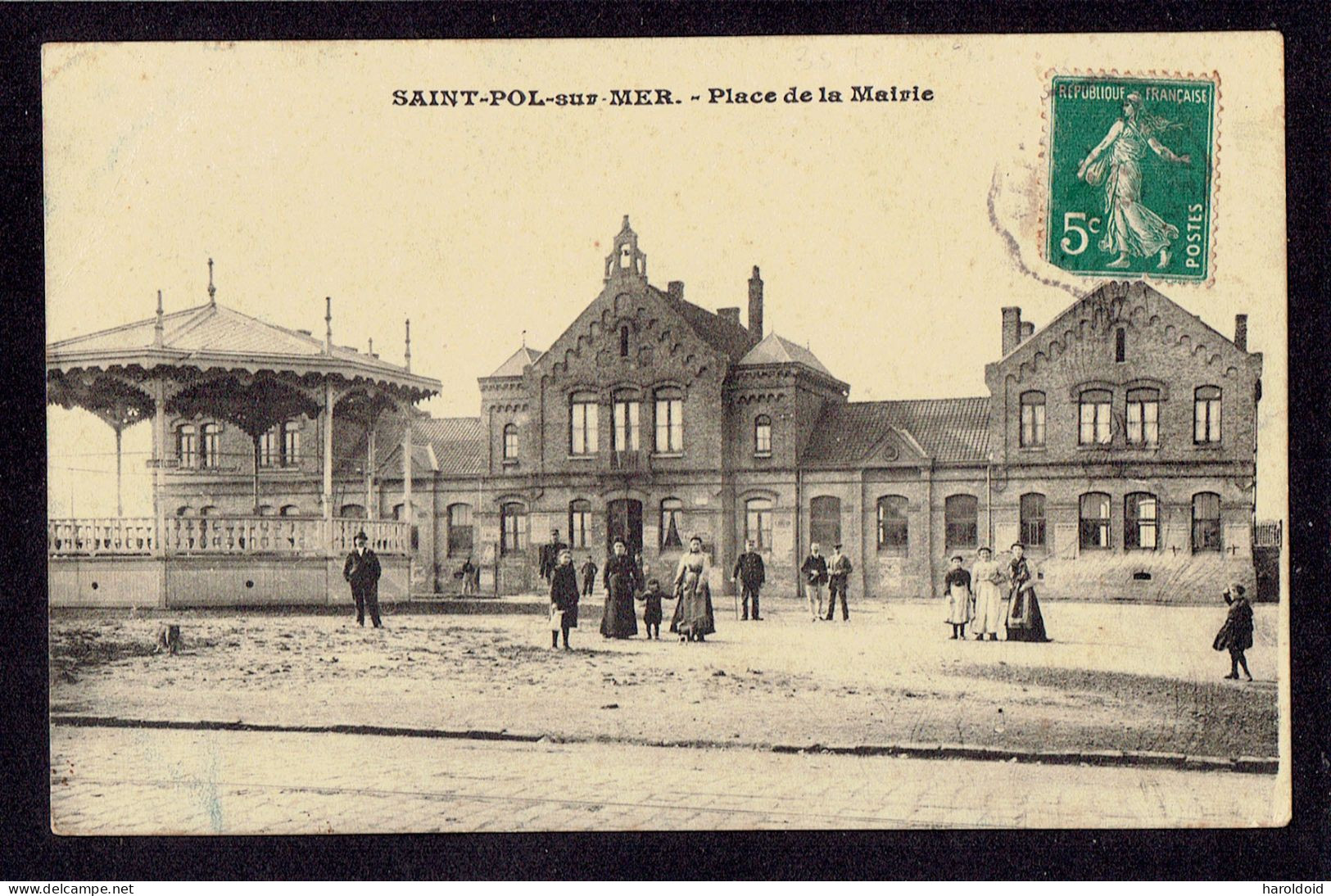 CPA 59 - SAINT POL SUR MER - PLACE DE LA MAIRIE - Saint Pol Sur Mer