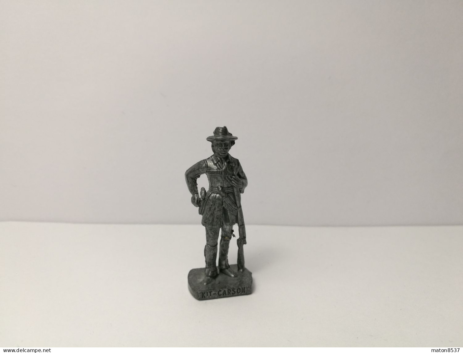 Kinder : K94 N114  Berühmte Westmänner II 1985-93 - Kit Carson  - Eisen - Scame - 40mm - 7 - Metal Figurines