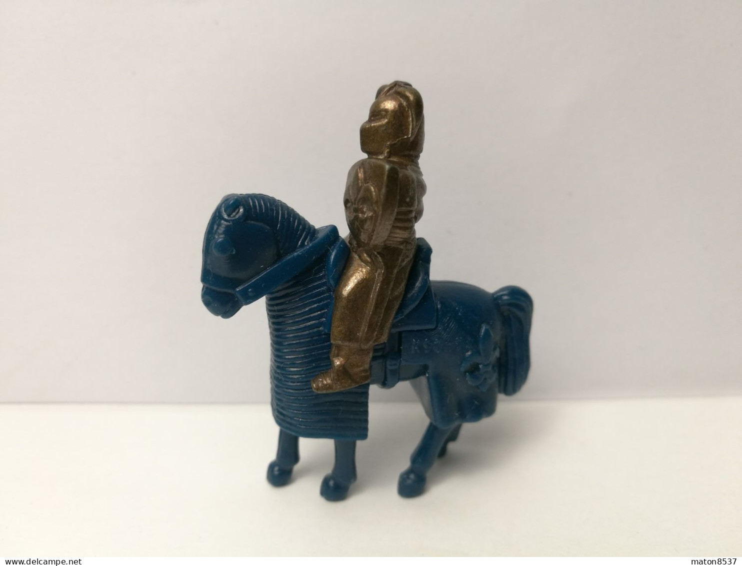 Kinder :  K97 N74  Ritter Zu Pferd -  1996 - Ritter 6 - Figurines En Métal