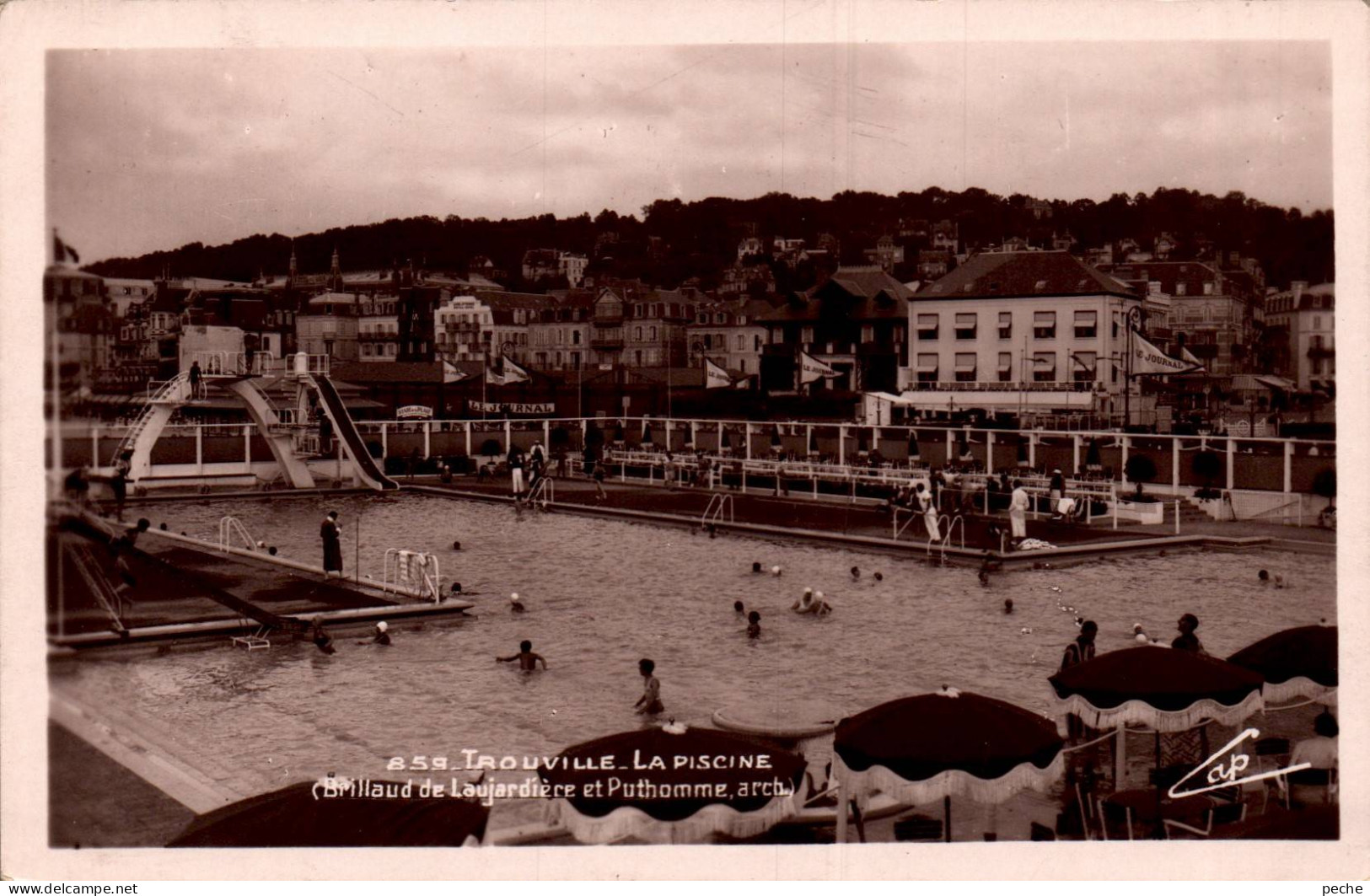 N°121993 -cpa Trouville -la Piscine- - Natación