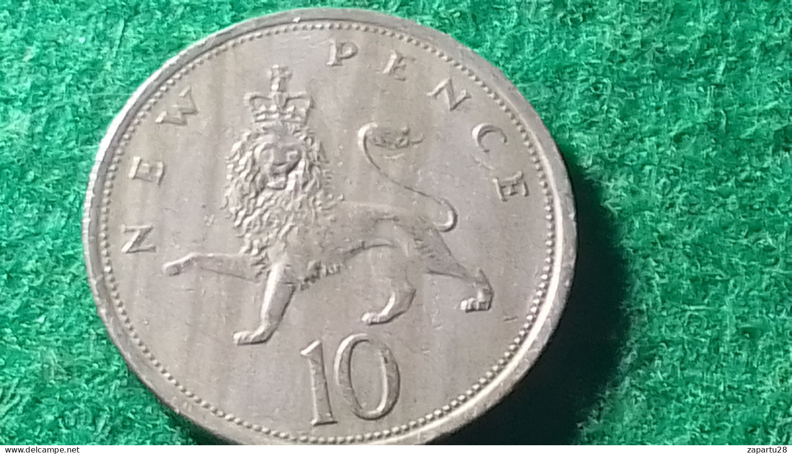 İNGİLTERE--1975      10   PENNY - 5 Pence & 5 New Pence