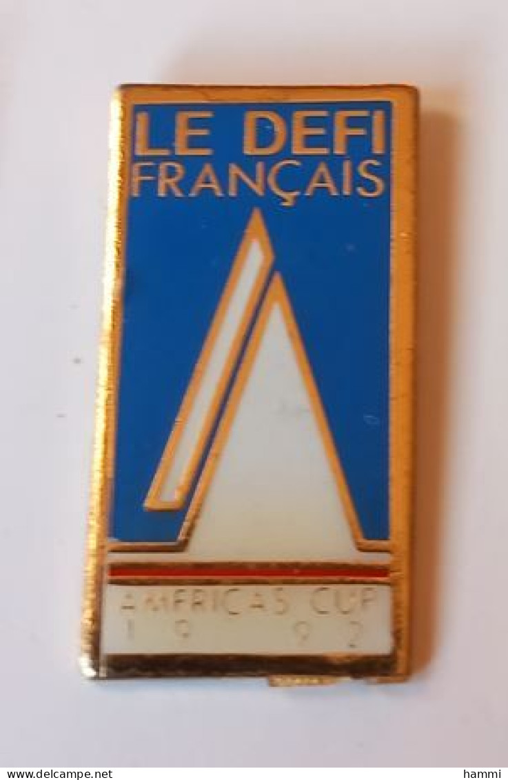 I27 Pin's Bateau Voilier Le Défi Français América's Cup 1992 Qualité Eaf Achat Immédiat - Vela