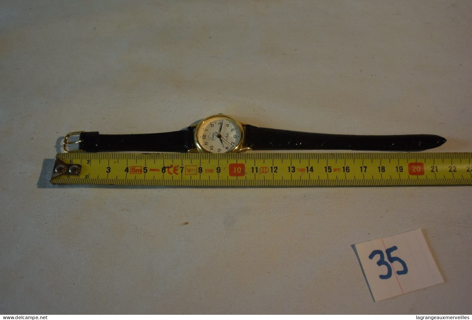 C35 Belle Montre Erlanger Anti Choc Numérotée 17 Rubis - Watches: Old