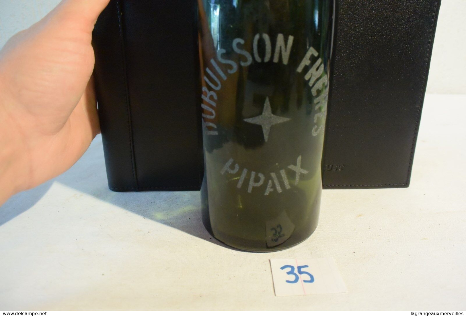 C35 Ancienne Bouteille Dubuisson Frères - Inscription Sablée - Pipaix Brasserie - Alcohols