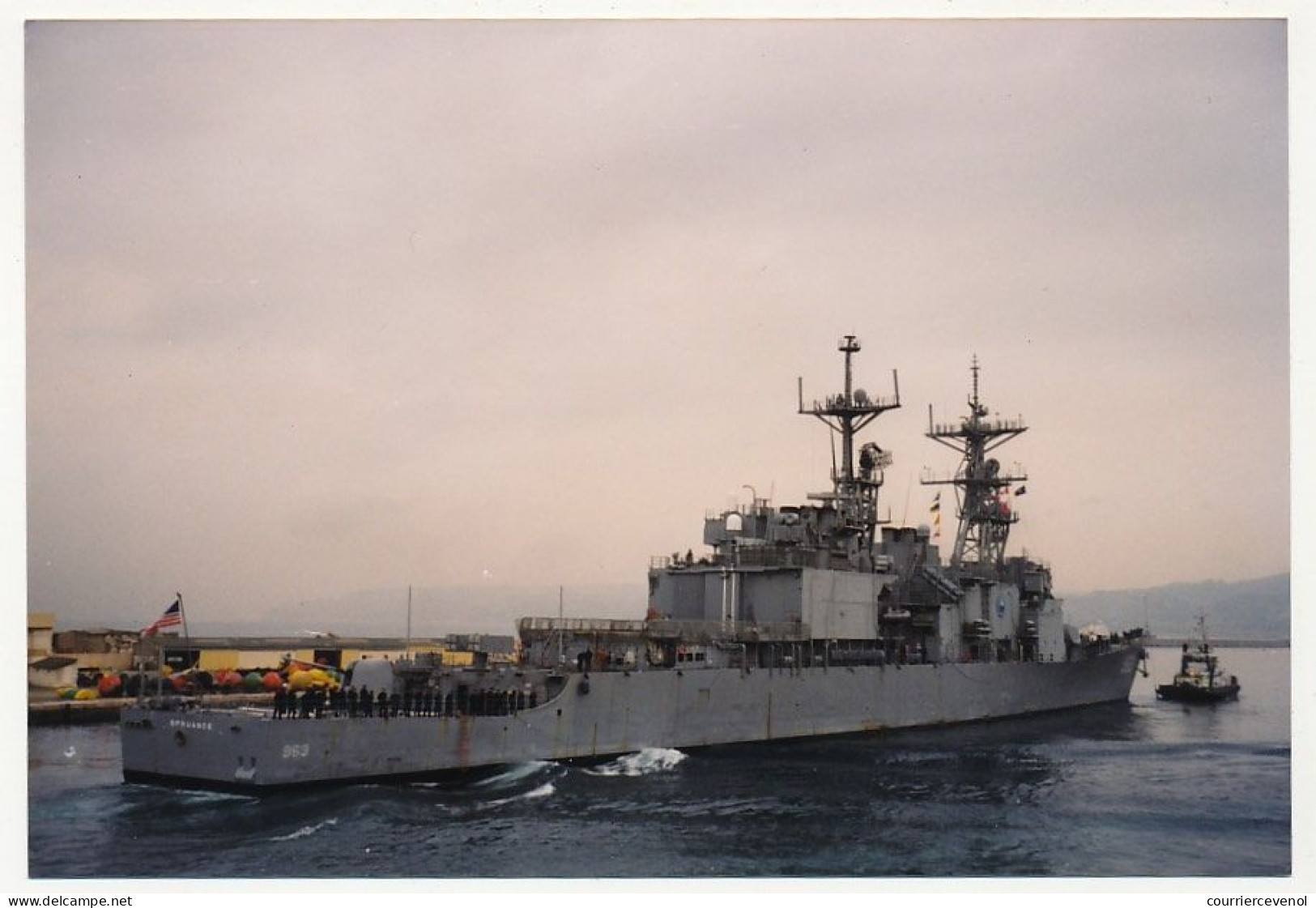 2 Photos Couleur Format Env. 10cm X 15cm - Destroyer USS Spruance (DD-963) - Octobre 1999 - Schiffe