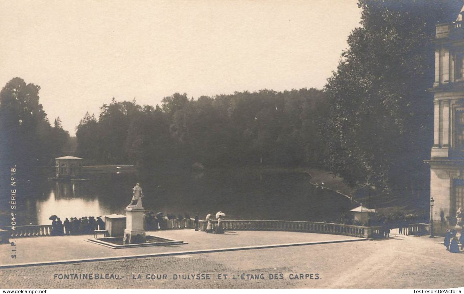 FRANCE - Fontainebleau - Vue Générale De La Cour D'ulysse Et D'étang Des Carpes - Carte Postale Ancienne - Fontainebleau