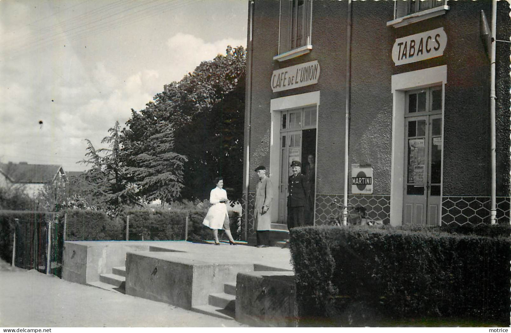 SAINT HERBLAIN - La Route De Basse Indre, Café De L'union. - Saint Herblain