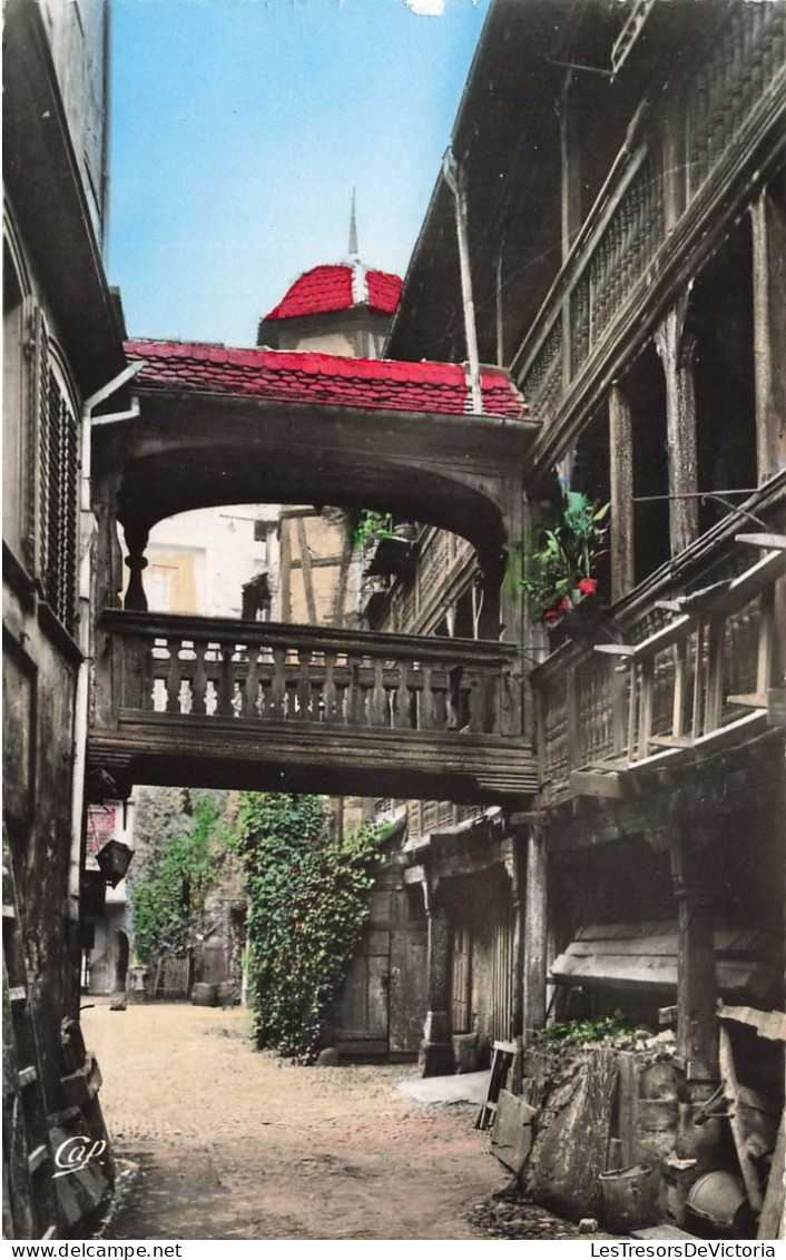 FRANCE - Strasbourg - La Cour Du Corbeau - Sortie Et Passerelle - Carte Postale - Straatsburg