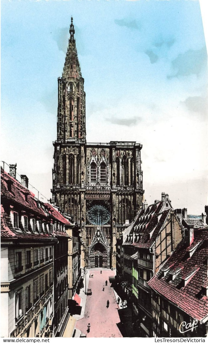 FRANCE - Strasbourg - La Cathédrale Et La Rue Mercière - Carte Postale - Strasbourg