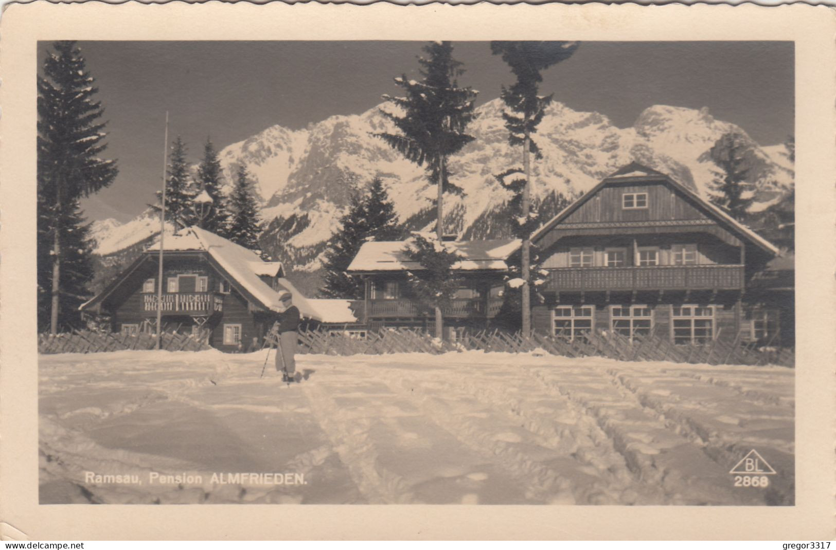 E3454) RAMSAU - Pension ALMFRIEDEN - Mann Auf Ski - Tolle Verschneite Ansicht ALT!  1936 - Ramsau Am Dachstein