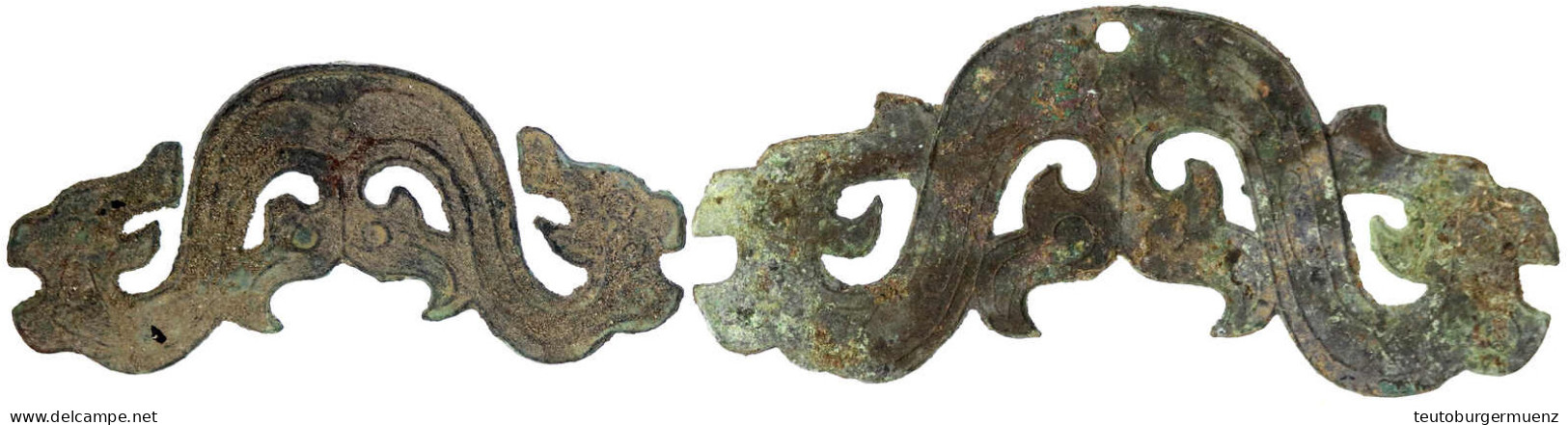 2 X Bronze-Klangplattengeld Der Chunqiu-Periode Ca. 770/476 V.Chr. Jeweils In Form Eines Sich Schlängelnden Zweiköpfigen - Chine