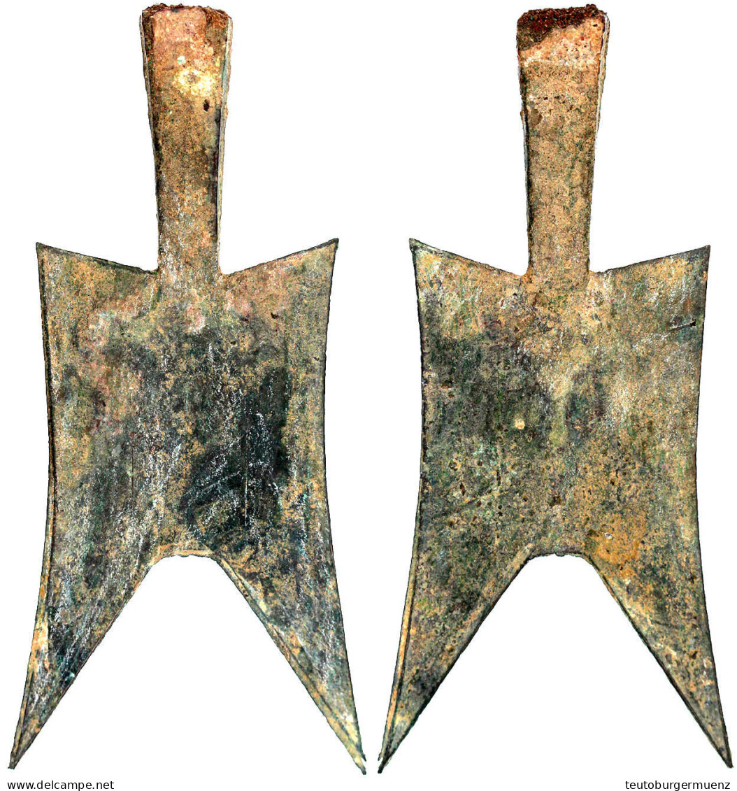 Spatenmünze ("pointed Shoulder Spade") Um 500/400 V. Chr. Ohne Legende. Höhe 147 Mm, 26,30 G. Sehr Schön. Hartill 2.182. - Cina
