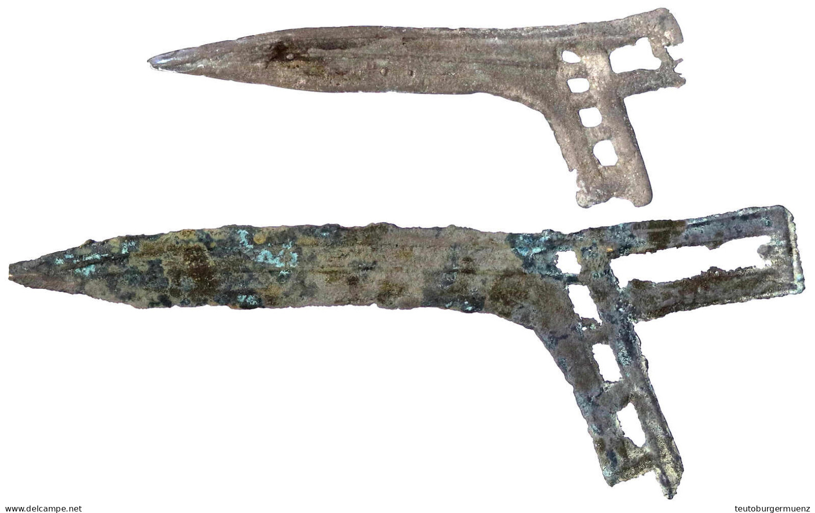 2 X Bronze-"Halberd"-Münze 800/600 V.Chr. Zhejiang-Provinz. Länge 105 Und 70 Mm. Sehr Schön - Chine