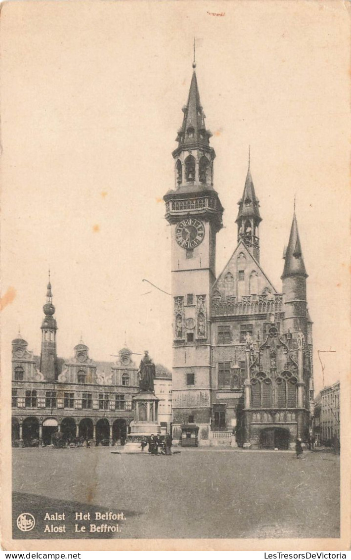 BELGIQUE - Alost - Le Beffroi - Animé - Carte Postale Ancienne - Aalst