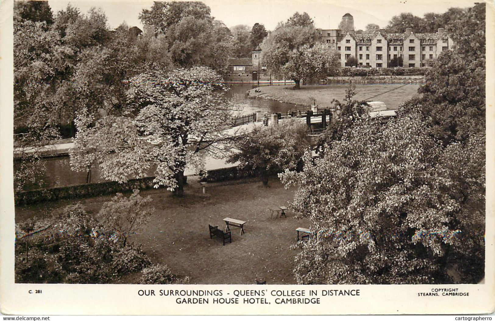 United Kingdom England Cambridge Queen's College In Distance Garden House Hotel - Cambridge