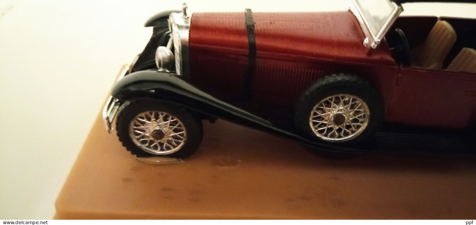 Lotto Bugatti Royale del 1930 + Mercedes anni 30 + BMW 502 Cabrio anni 40