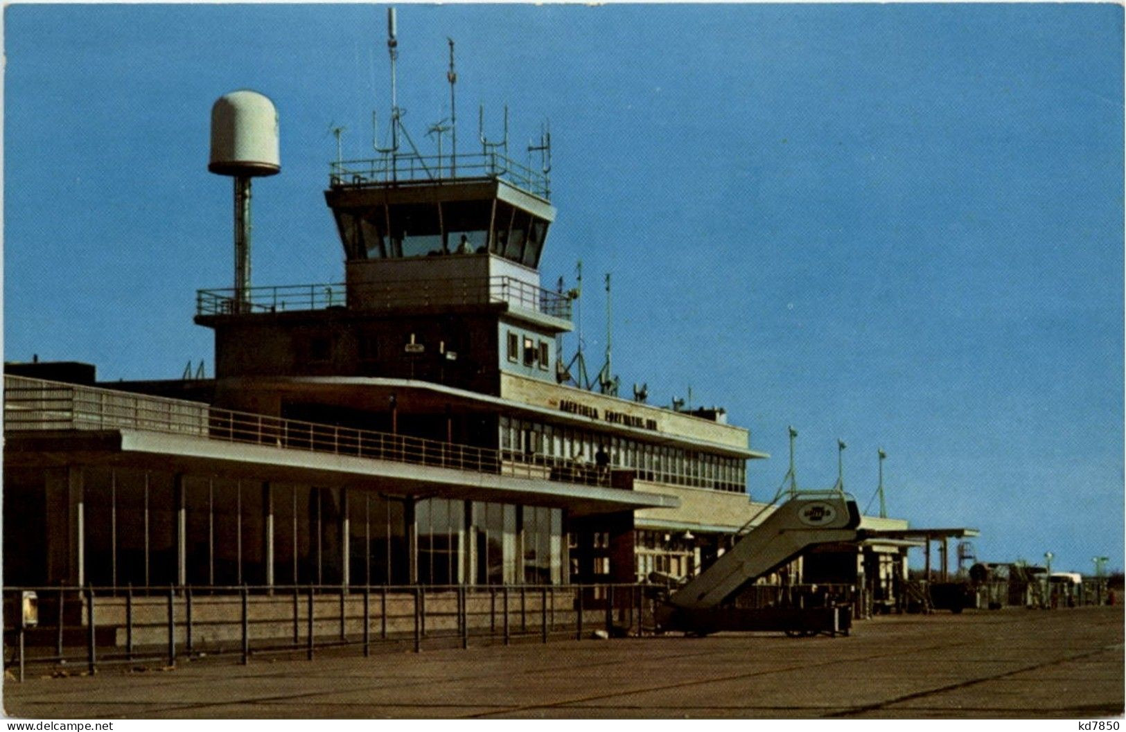 Bear Field Fort Wayne - Airport - Fort Wayne