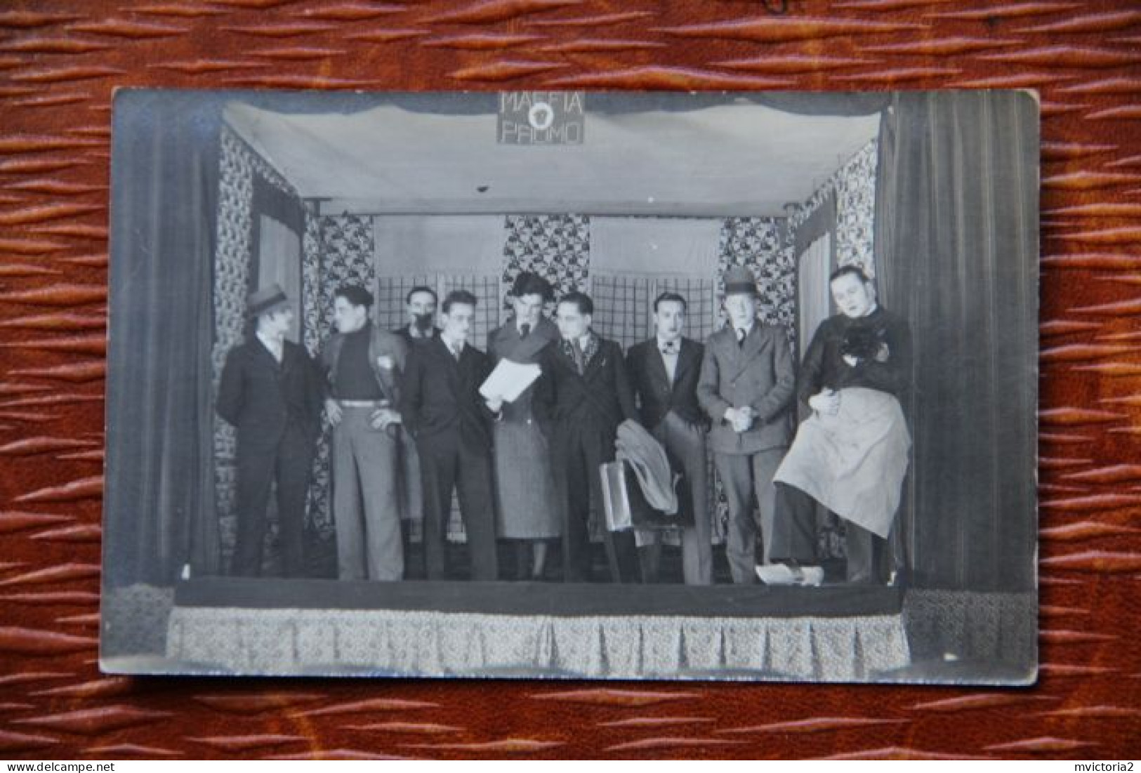 Carte Photo D'un Groupe Sur Une Scène De Théâtre - Teatro