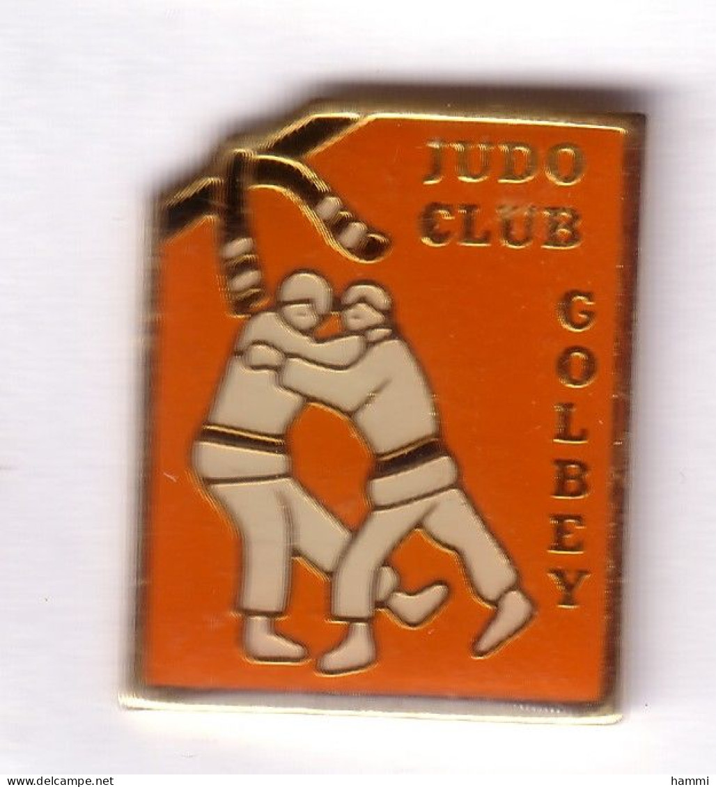 L41 Pin's JUDO CLUB GOLBEY VOSGES Achat Immédiat - Judo