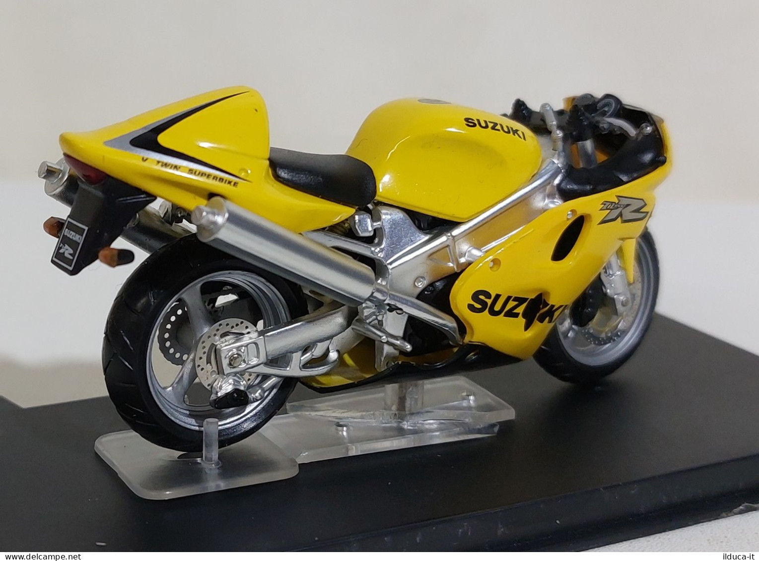 71354 De Agostini Moto 1:24 - Suzuki TL 1000 R - Motorräder