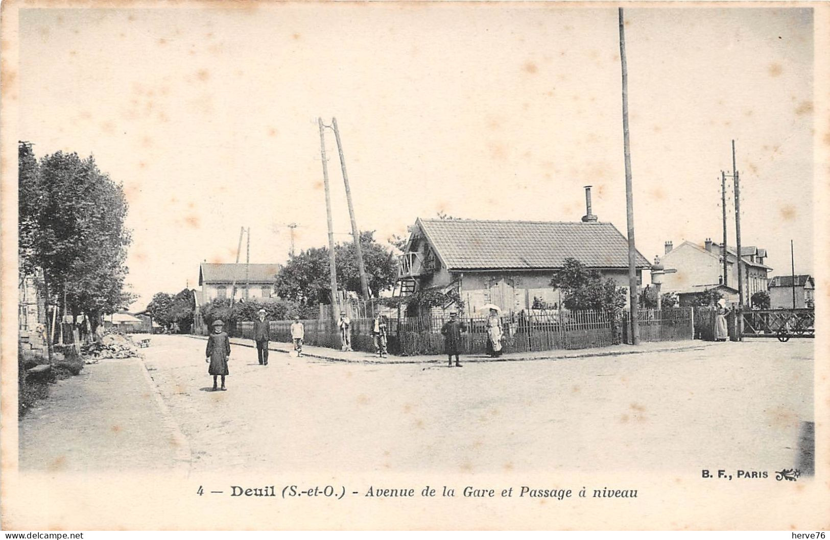 DEUIL - Avenue De La Gare Et Passage à Niveau - Deuil La Barre