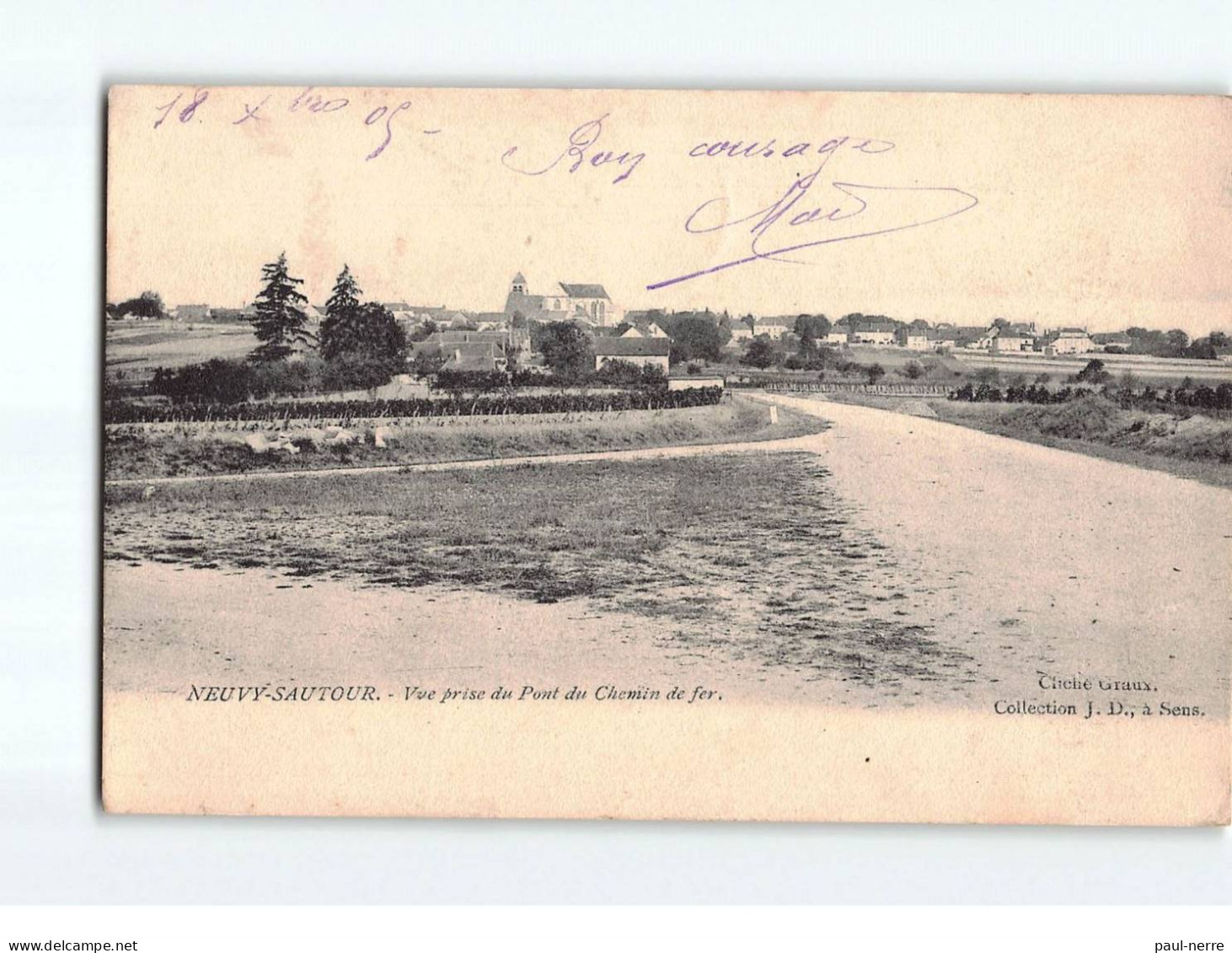 NEUVY SAUTOUR : Vue Prise Du Pont Du Chemin De Fer - état - Neuvy Sautour