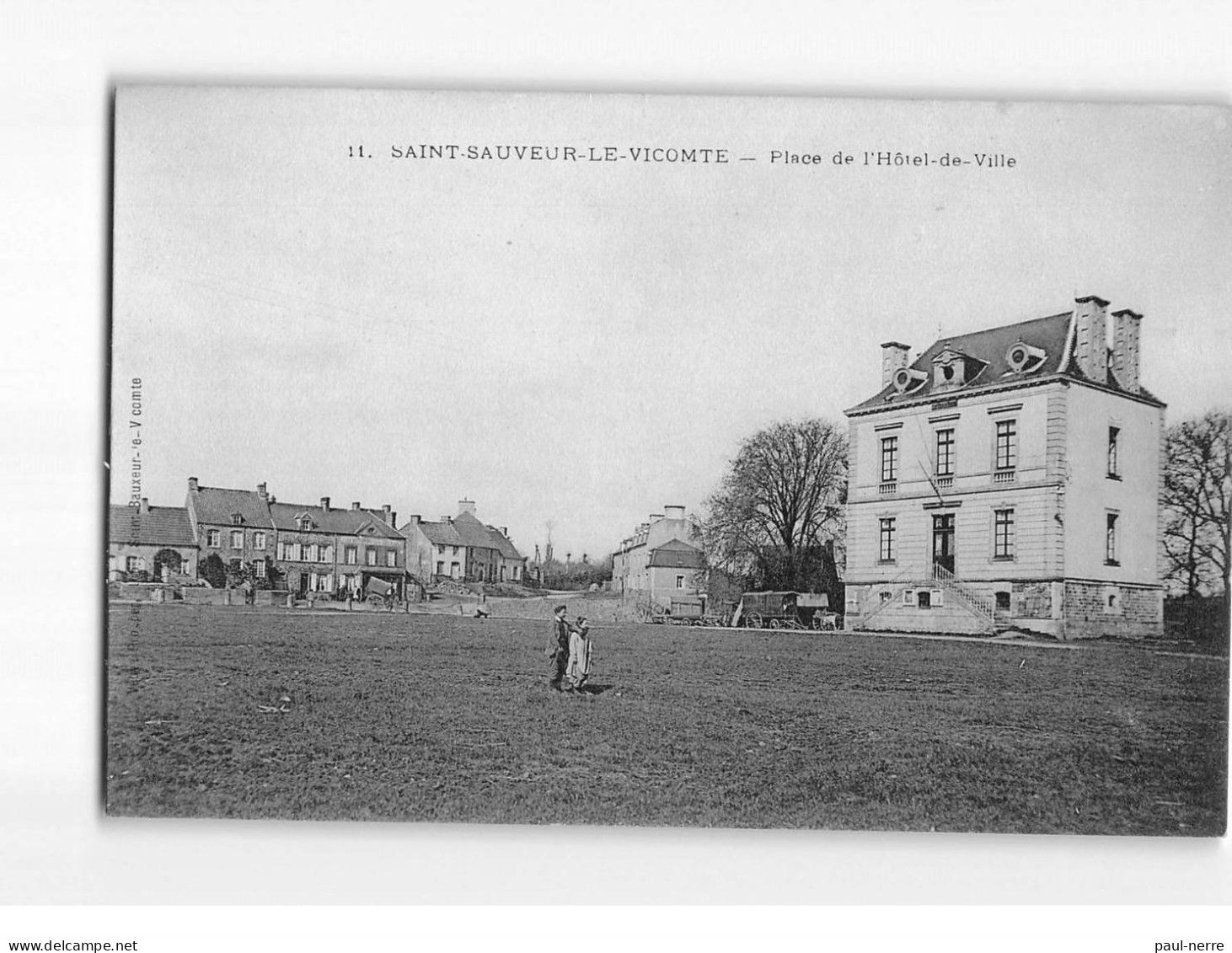 ST SAUVEUR LE VICOMTE : Place De L'Hôtel De Ville - Très Bon état - Saint Sauveur Le Vicomte