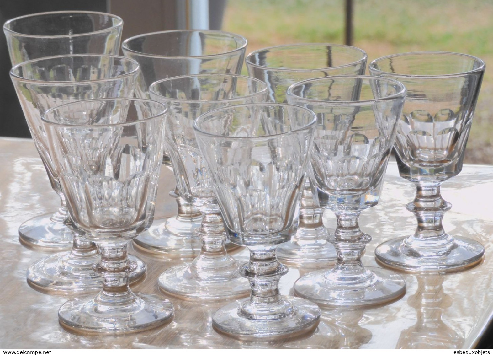 -9 VERRES A PIEDS En VERRE LOUIS PHILIPPE Modèle CATON Déco Table Vitrine     E - Glas & Kristall