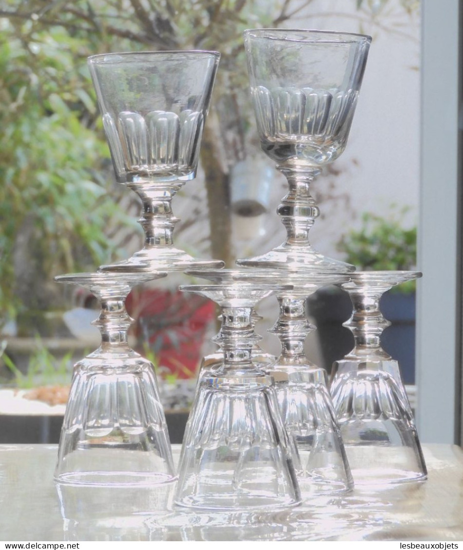 -9 VERRES A PIEDS en VERRE LOUIS PHILIPPE modèle CATON déco Table Vitrine     E