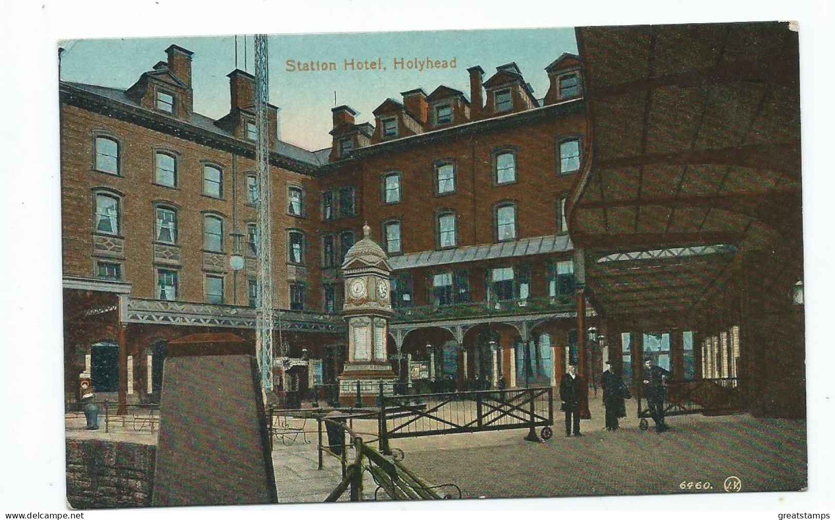 Wales    Postcard Holyhead Station Hotel London And Holyhead Tpo Day Up   Railway Postmark . - Anglesey
