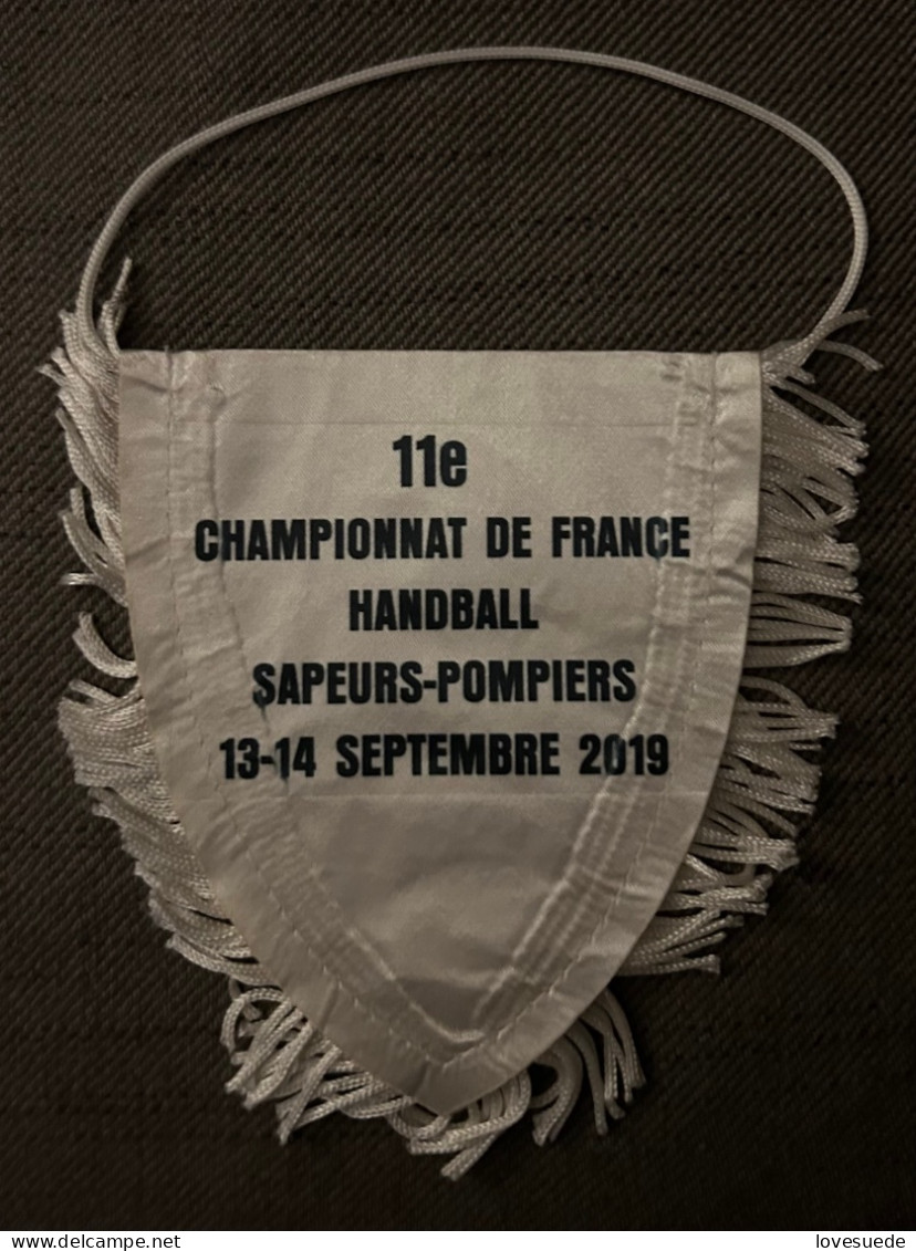 Fanion équipe Sapeurs Pompiers De Handball Du Jura - Vlaggen