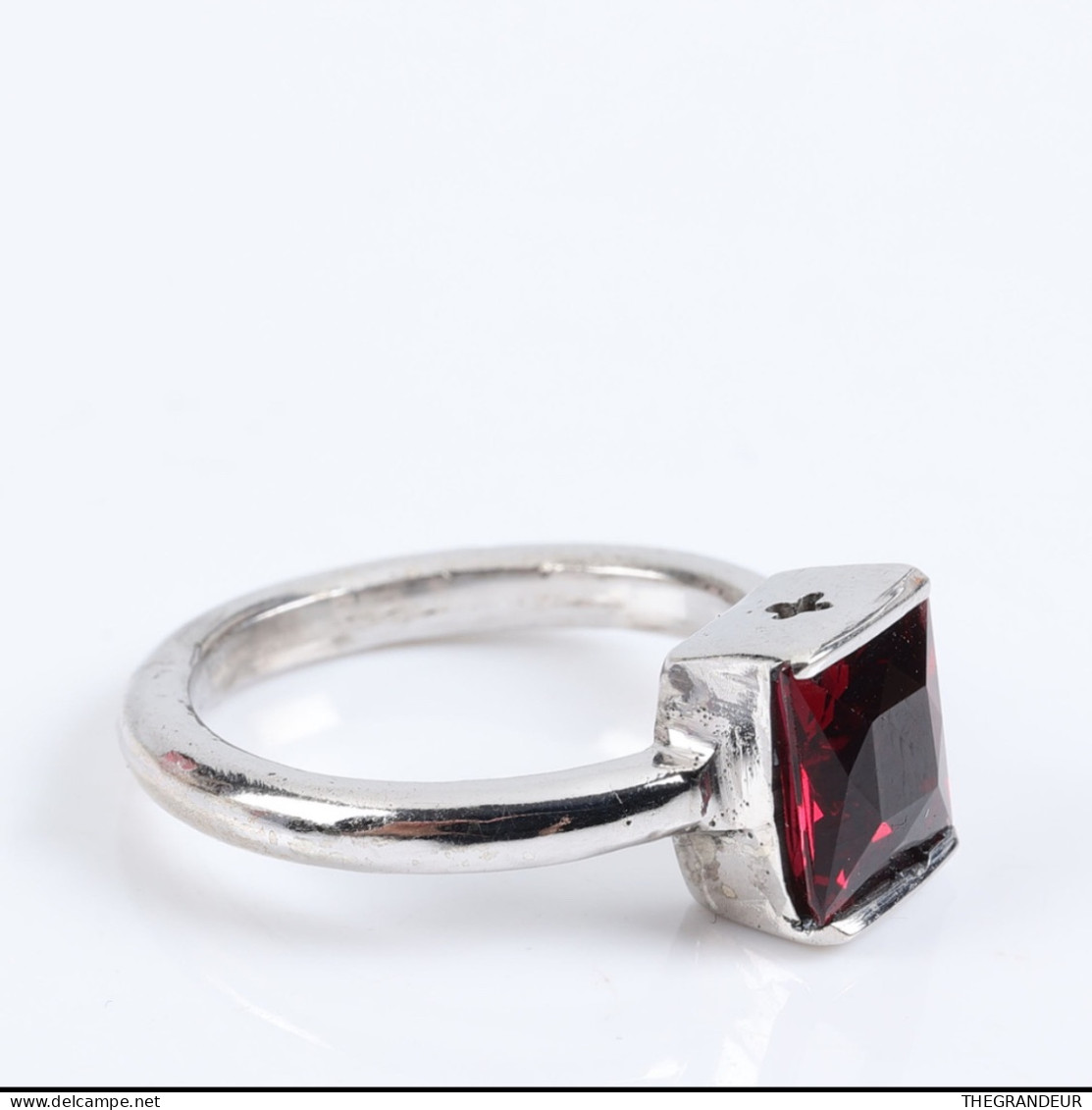 Ring 925 Silver with Red Garnet 2.88 Carat