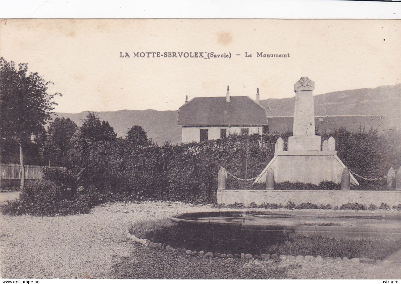 Cpa - 73 - La Motte Servolex - Le Monument -  Edi ....  N° ... - La Motte Servolex