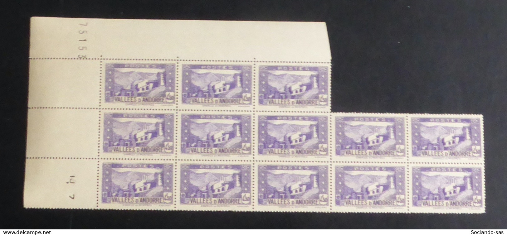 ANDORRE - 1937-33 - N°YT. 90 - Meritxell 4f50 Violet -  Bloc De 13 Bord De Feuille - Neuf Luxe** / MNH - Neufs