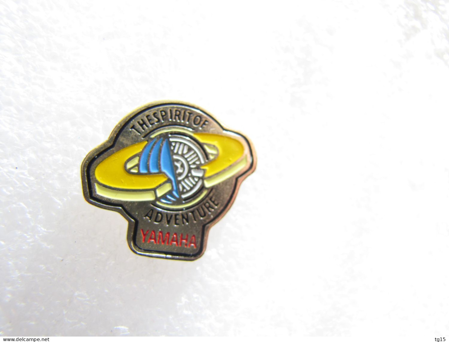 RARE  PIN'S     YAMAHA  THE SPIRIT OF ADVENTURE - Motos