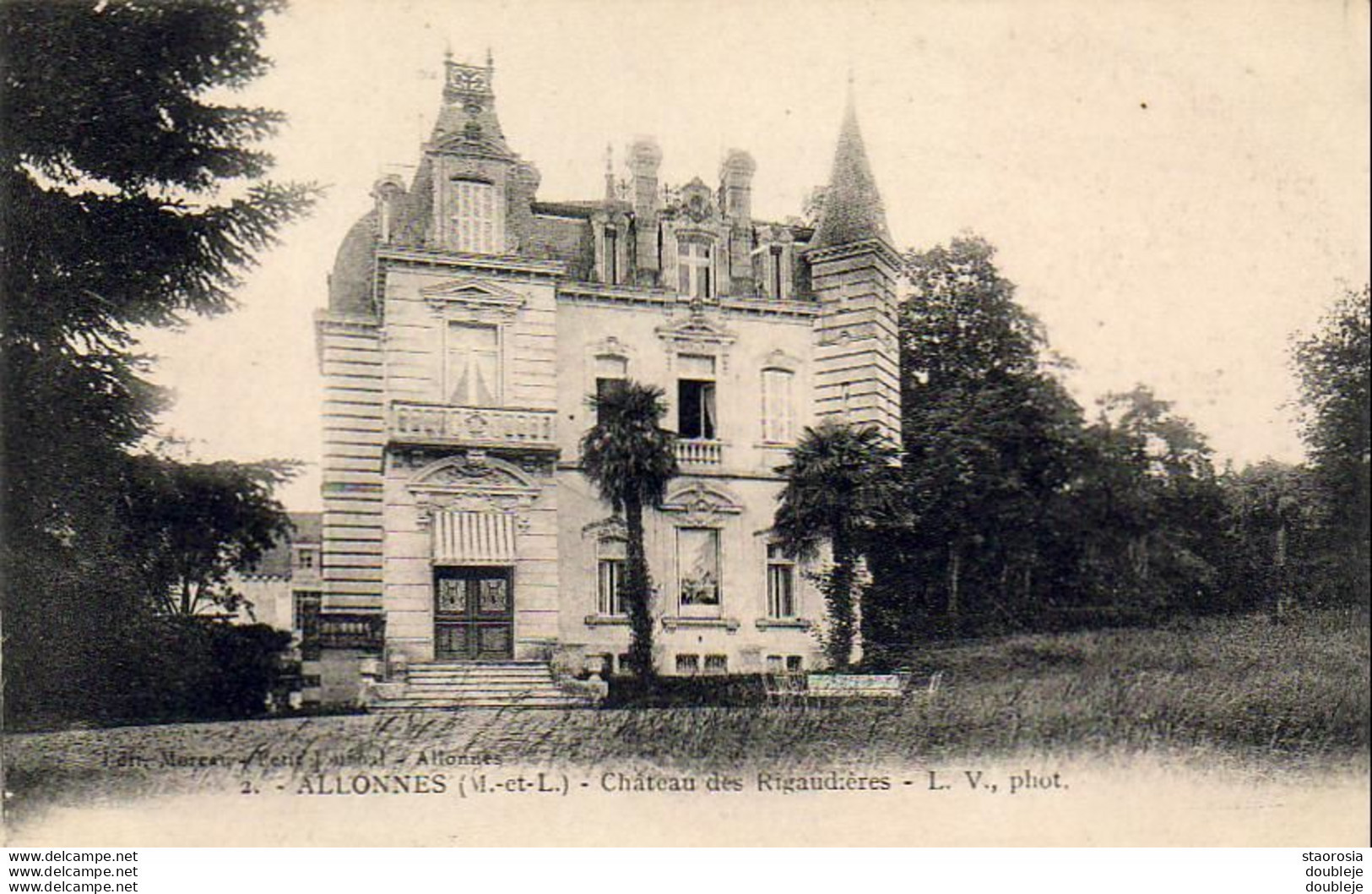 D49  ALLONNES  Château Des Rigaudières - Allonnes