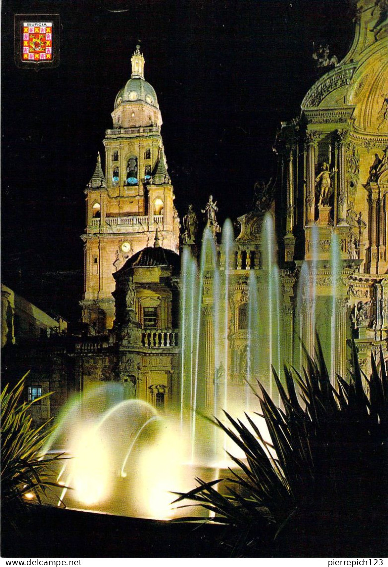 Murcie - Fontaine De La Place Du Cardenal Belluga Et Cathédrale - Vue Nocturne - Murcia