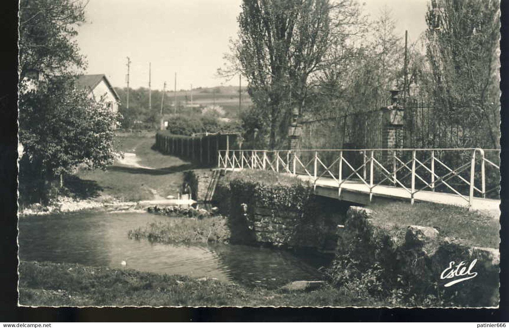 Beynes La Mauldre Au Pont Barra - Beynes