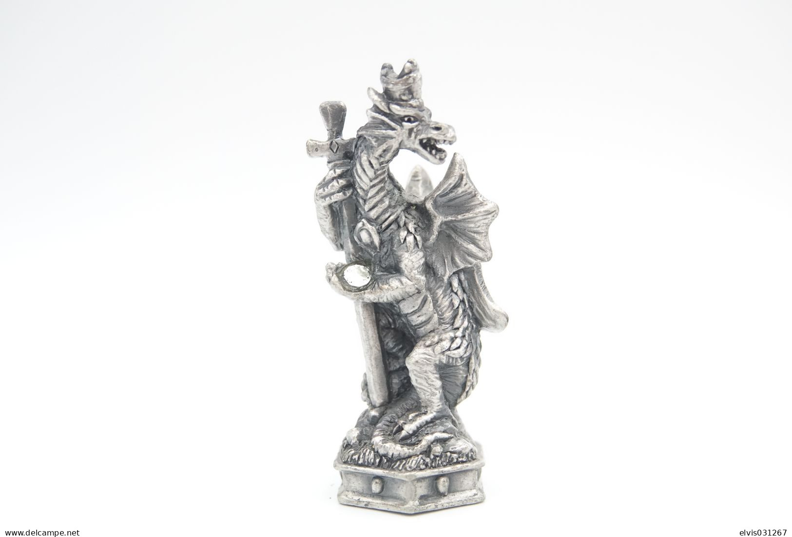 Myth & Magic Tudor Mint : Job Lot Of 4 ( ROOK , KING , BISHOP , THE FIRE WIZZARD ) , Pewter  H=35-50mm, - Figurini & Soldatini