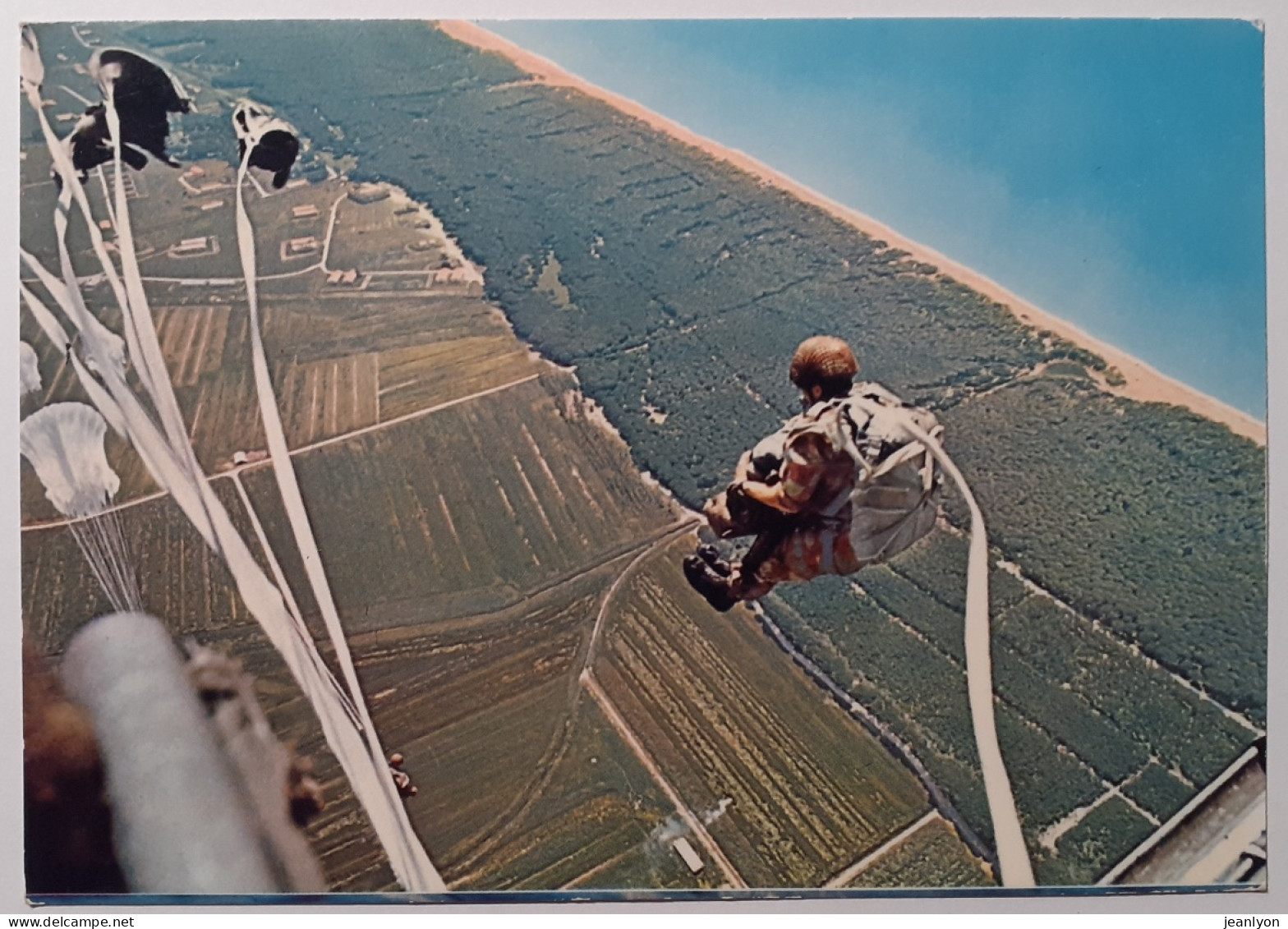 CARABINIER PARACHUTISTE ITALIEN / MILITAIRE - Saut En Parachute - Carabinieri Paracadutisti / Carte Italienne - Parachutisme