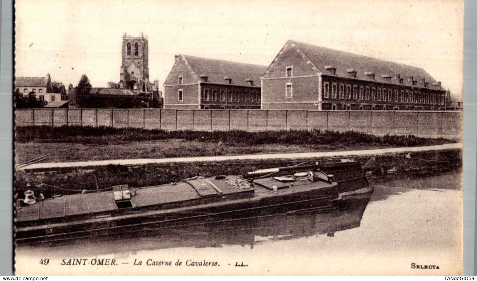 Saint Omer    LA CASERNE  DE CAVALERIE  PENICHE   /// 14 - Saint Omer
